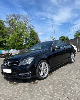 Mercedes-Benz Klasa C cena 73000 przebieg: 154000, rok produkcji 2014 z Oborniki małe 79